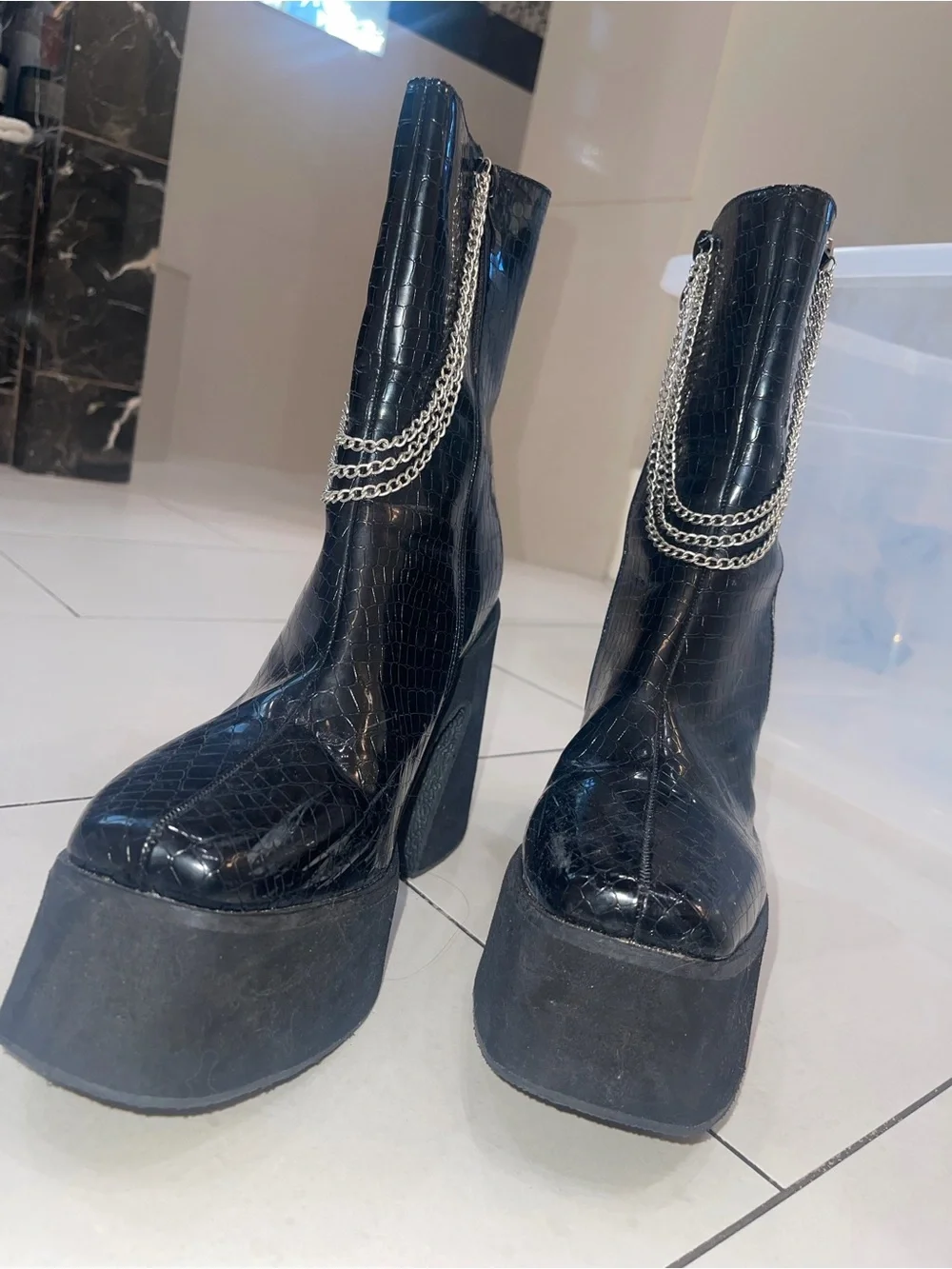 Dolls Kill Arnor Croc Chain Platform Boots Black Size 9